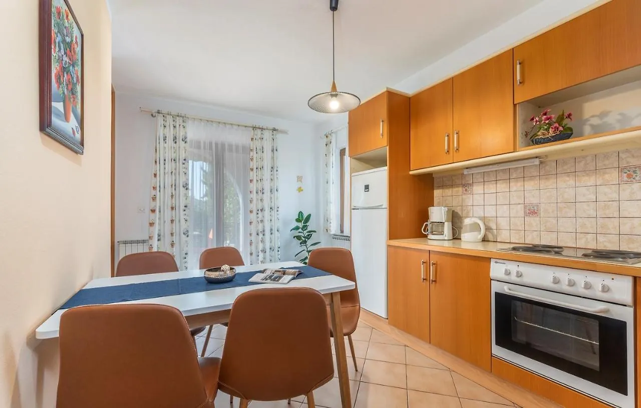 *** Casa de hóspedes Apartment Complex Silvana Poreč Croácia